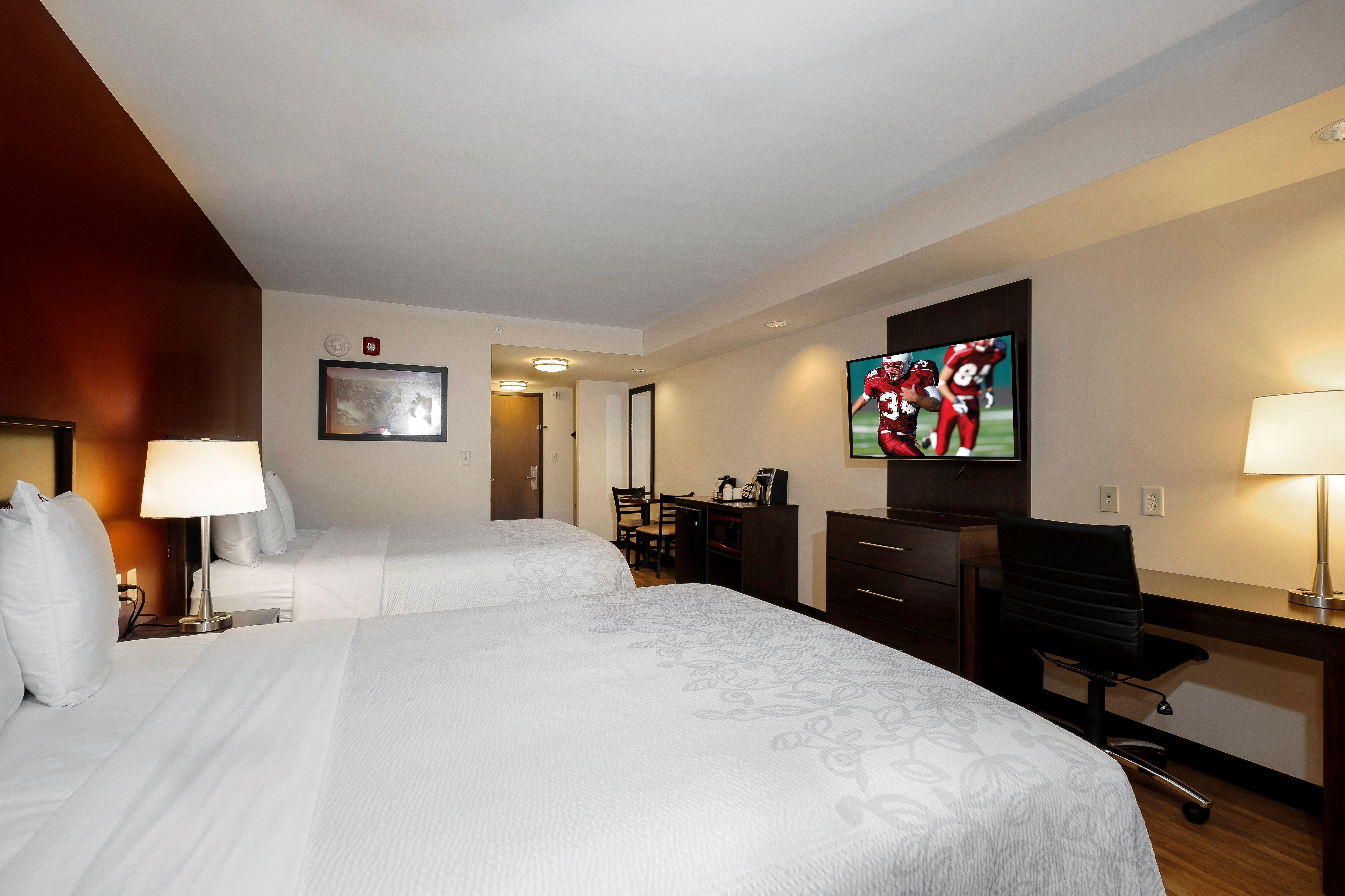 Red Roof Inn Plus+ & Suites Malone Екстериор снимка